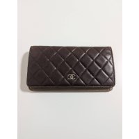 CHANEL長財布ラムスキン643