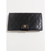 CHANELガマ口長財布 ビコローレキャビアスキン652