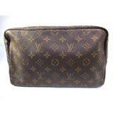 LOUIS VUITTON モノグラム セカンドバック　267