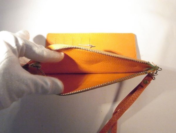 画像5: ストラップ付き長財布 オレンジ 139 (5)