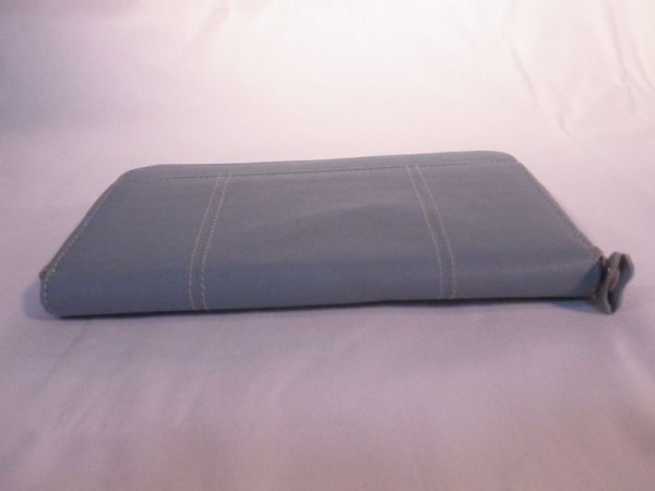 画像3: ラウンドファスナー長財布　アイスブルー　568 (3)