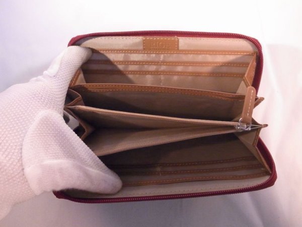 画像4: ラウンドファスナー長財布　パイソン柄　ボルドー　576 (4)