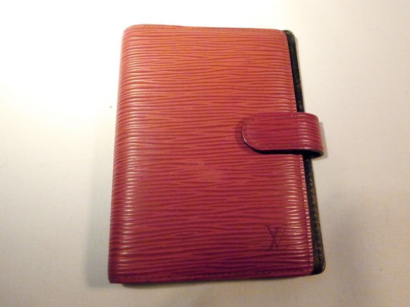 大幅値下げ ルイヴィトン 手帳カバー アジェンダ エピ プラスチック